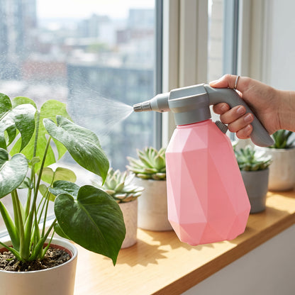 🌸 2L Handheld Spray Bottle | Adjustable Nozzle | Indoor Plants & Garden Care | Large-Capacity Plant Sprayer